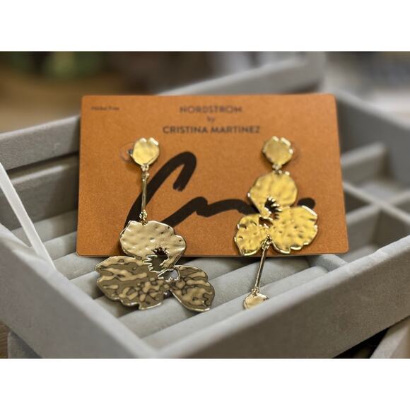 Set of 8 pairs of Nordstrom by Cristina Martinez earrings (2 of each style) - Picture 3 of 7